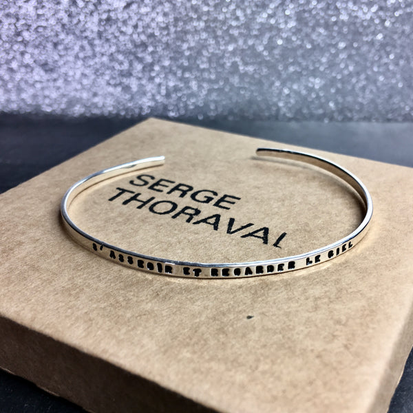 s'asseoir bracelet ouvert fin - Portobello Lane