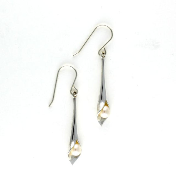 mini lily earrings pearl - Portobello Lane